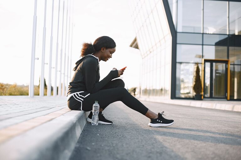 How to Maintain Healthy Phone Habits Every Day
